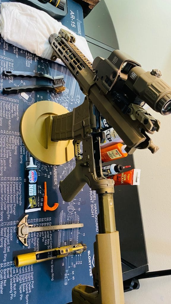 AR-15 Stand For Cleaning Rifle