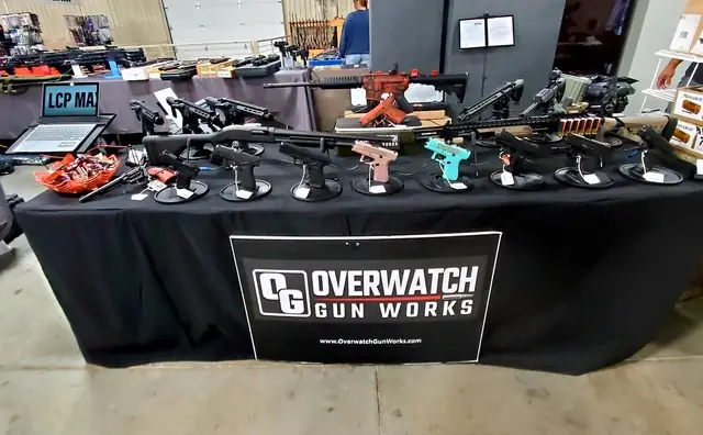 gun shop gun show display