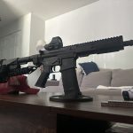 customer-ar15-pistole-gun-stand