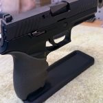 handgun-stand-black